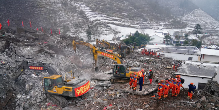 Landslip Brings Down Chinese