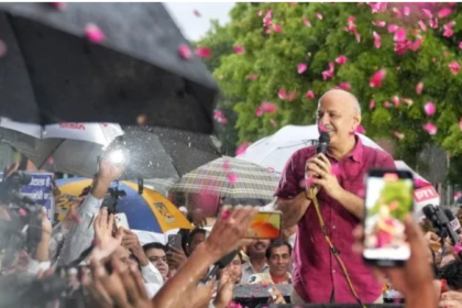 Manish Sisodia Walks Out