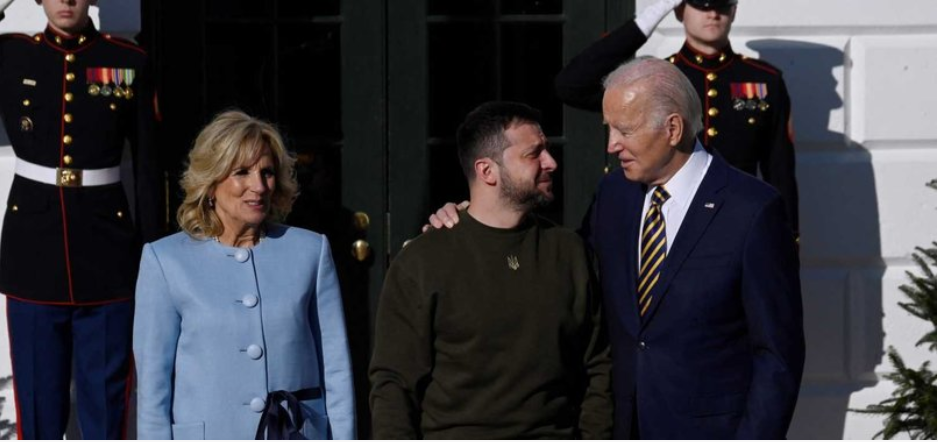 Biden Talks with Zelensky