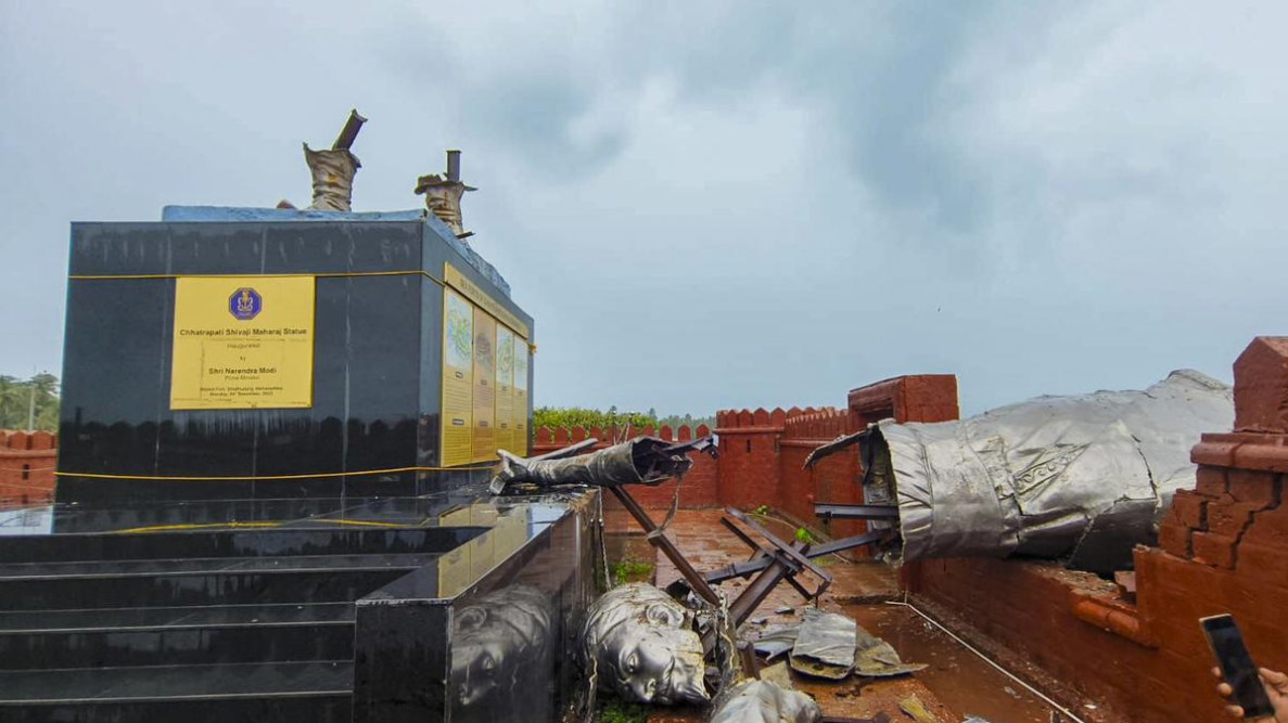 Shivaji Statue Collapse