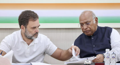 Kharge and Rahul Gandhi Urge AICC Secretaries