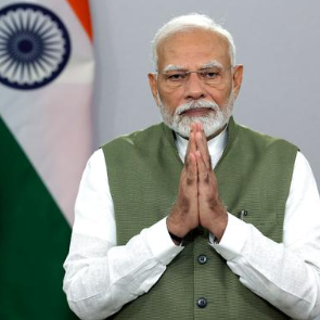 Modi Seeks to Script Singapore
