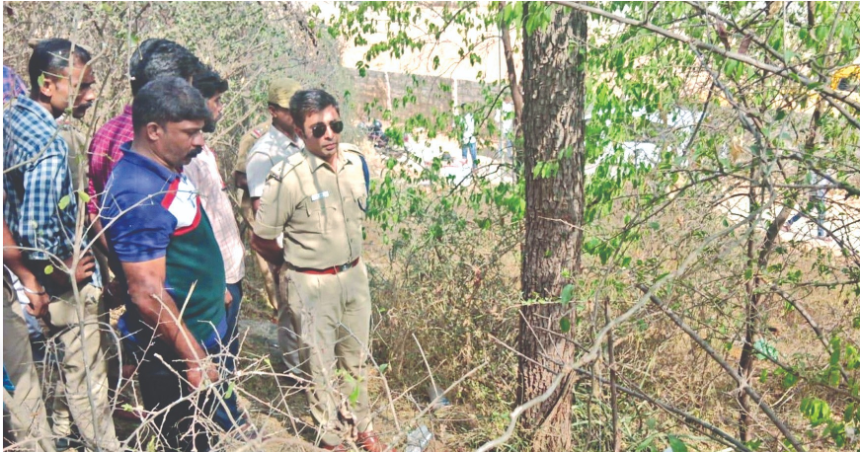 Police Shoot at Accused