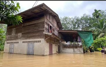 Landslide Kills 16 in Vietnam