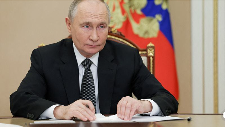 Putin Signs