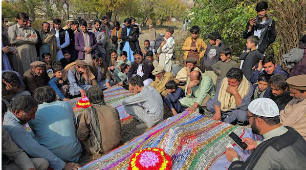82 Killed in Pakistan