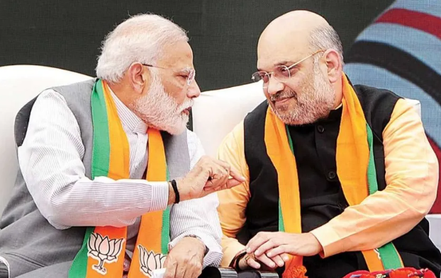 PM Modi Supports Amit Shah