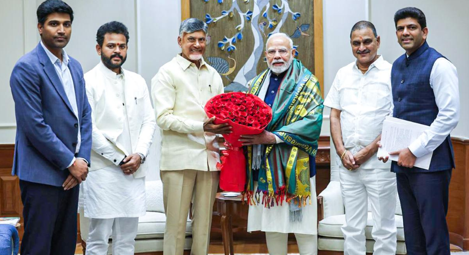 Chandrababu Naidu Meets PM Modi
