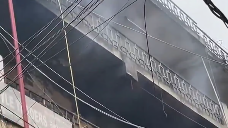 Massive Fire Breaks Out at Abbas