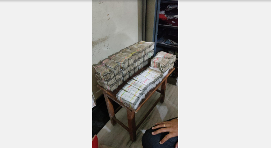 ED Seizes ₹170 Crore Bank Deposits