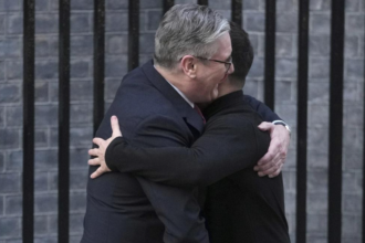 Keir Starmer Embraces