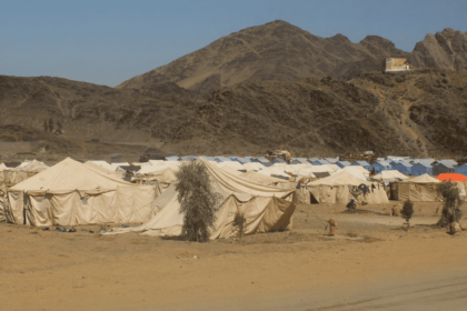 Afghan Refugees as Pakistan Drives