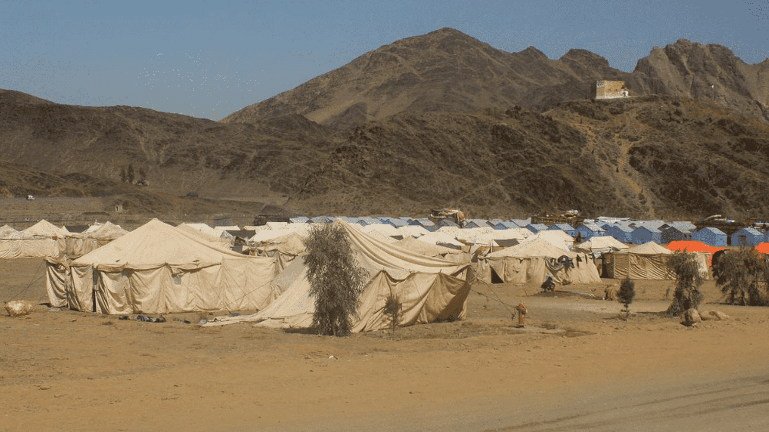 Afghan Refugees as Pakistan Drives